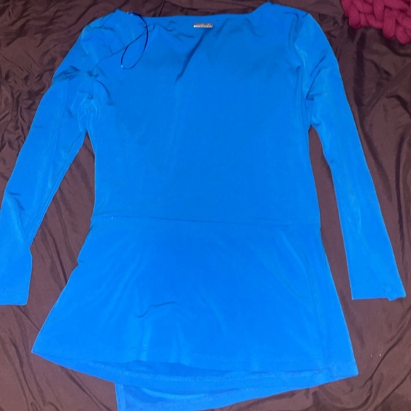 Michael Kors Women's Ring Twist Asymmetrical-Hem Top - Picture 13 of 15